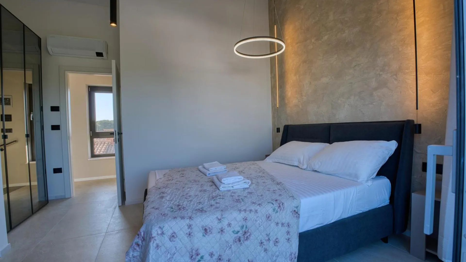 Sergo House
