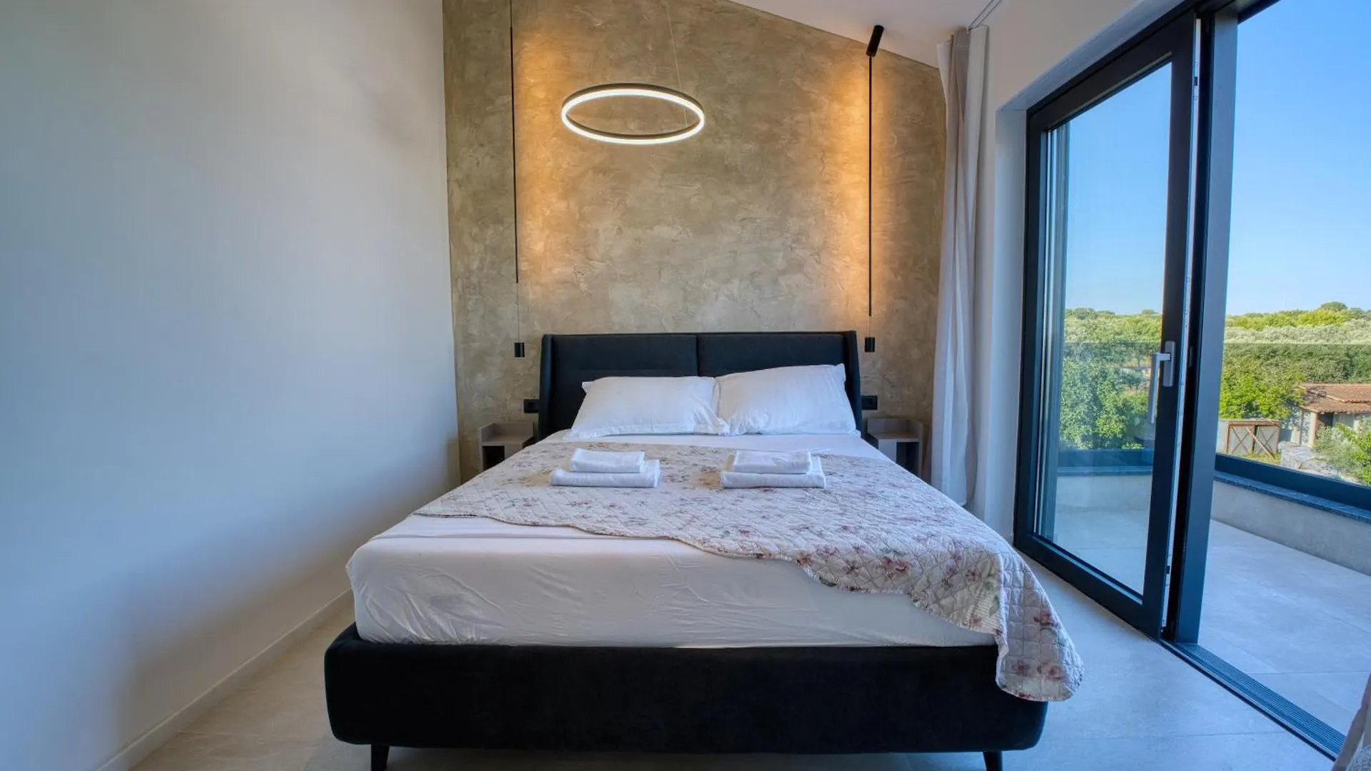 Sergo House 法扎纳